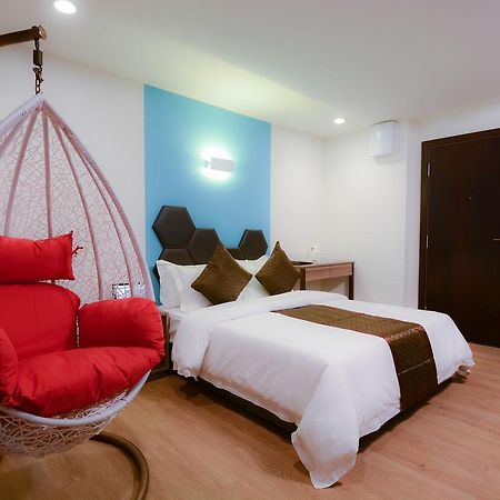 Memoire Hornbill Hotel Кучинг Экстерьер фото