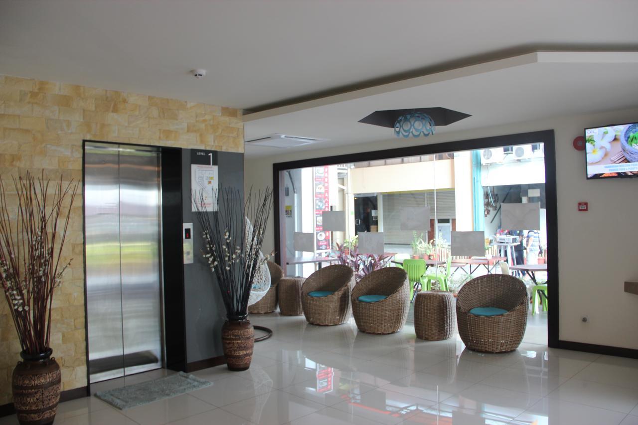Memoire Hornbill Hotel Кучинг Экстерьер фото